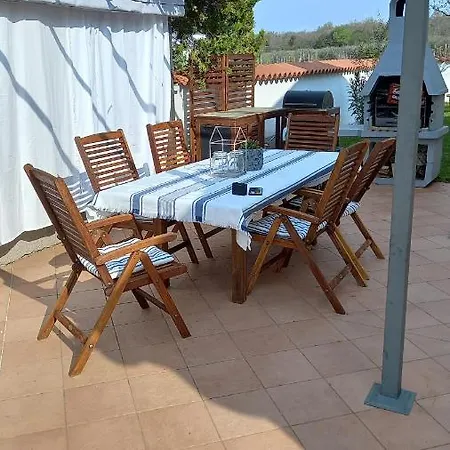 Henne Villa *