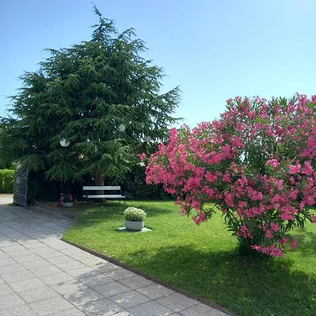 Villa Henne Velovici